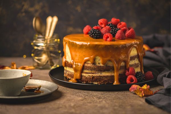 caramel crunch birthday cakes